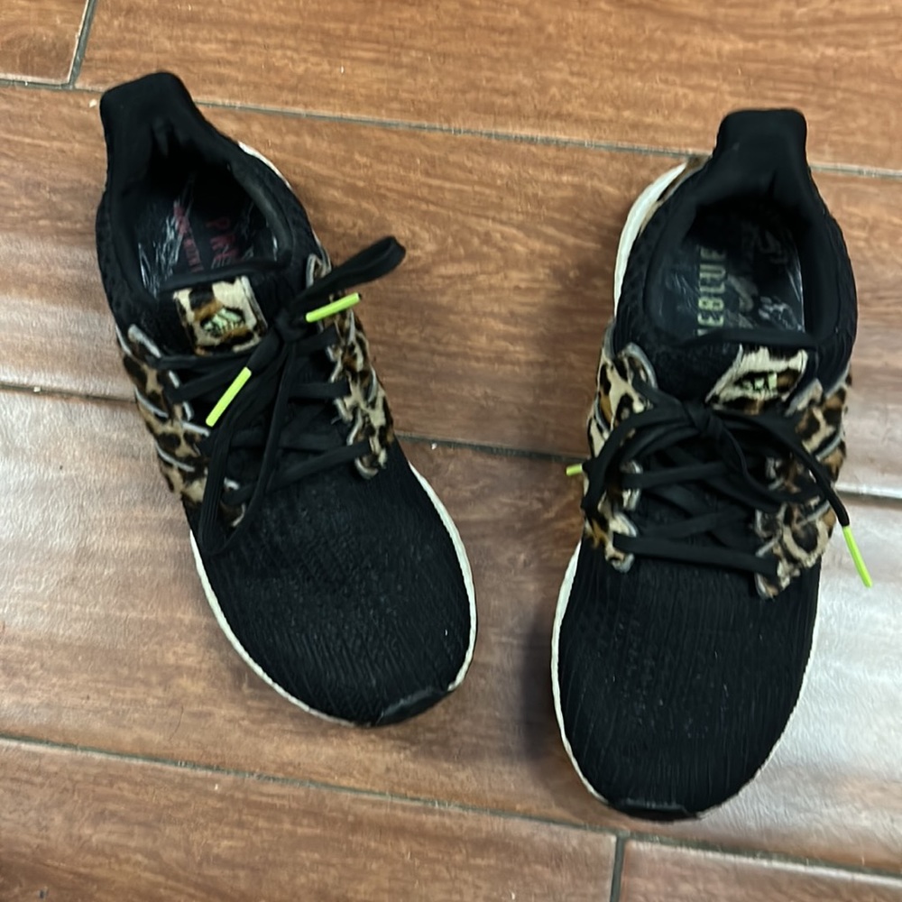 ADIDAS Ultraboost DNA Black Animal Leopard 🐆 Athletic Shoe FZ2731